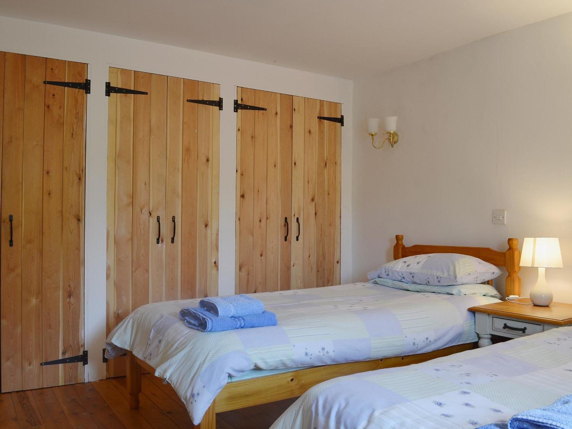 Barn Owl Cottage Кромфорд Екстериор снимка
